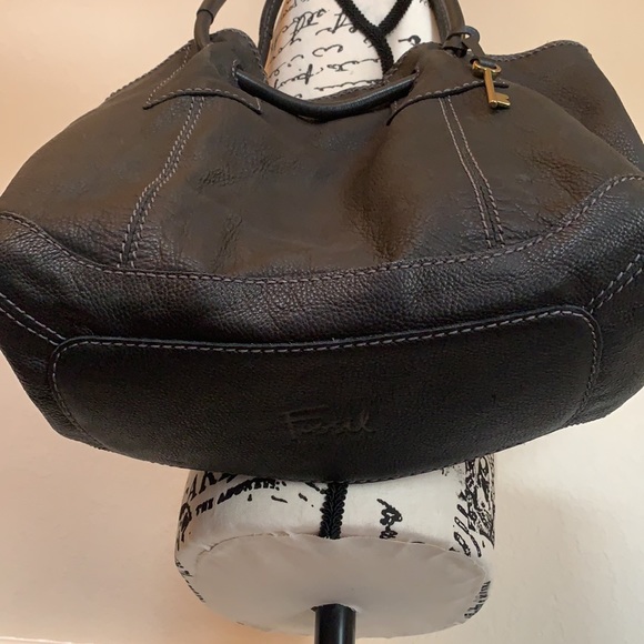 🖤🦋FOSSIL Black Leather Large Shoulder Bag🦋🖤 - Picture 3 of 8